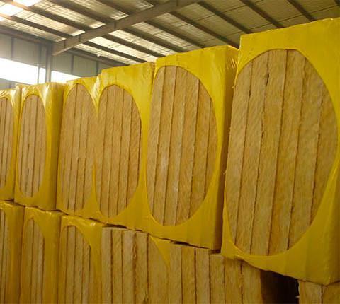 產品用途:作用:墻體吸音,墻體隔音,墻體保溫,墻體隔熱